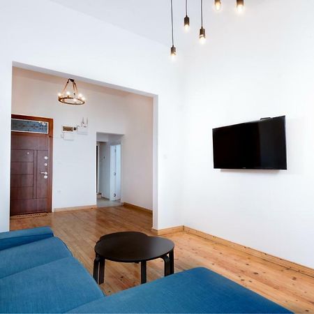 The White Apartment - Bogoridi Main Street Burgas by Eksteriør bilde